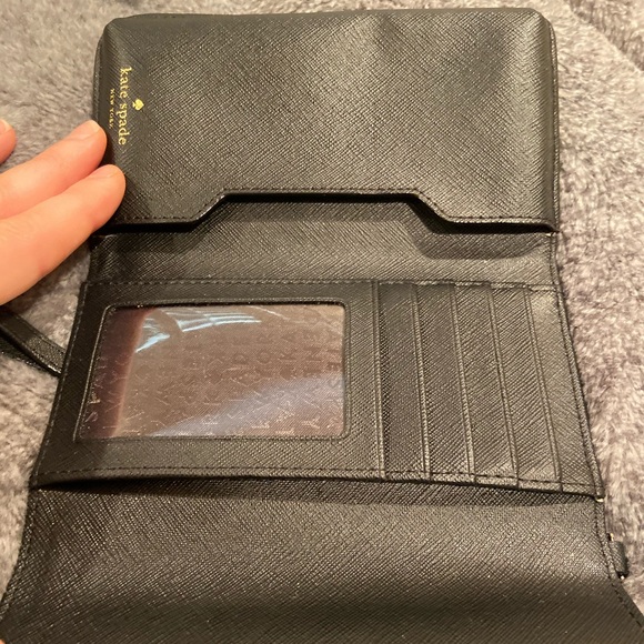 Kate spade wristlet - Picture 7 of 8